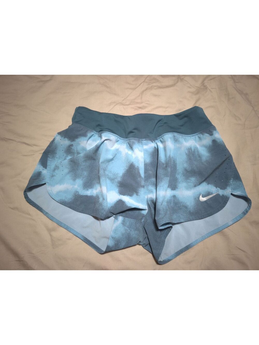 Nike Dri-FIT Blue Tie-Dye Athletic Shorts Size Large - Picture 2 of 5